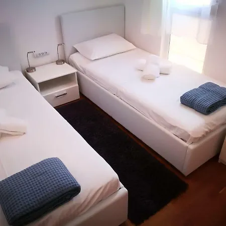 Toni - Sea View And Close To The Beach شقة سبليت